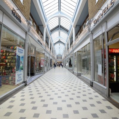 Queensgate Shopping Centre, Mall Refresh Phases 1-5